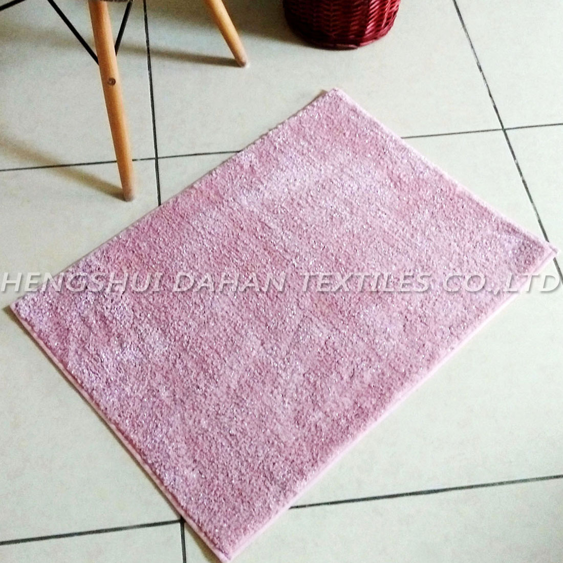 Solid color ground mat kitchen mat. 