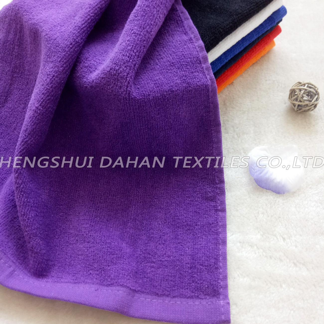 100%cotton solid color kitchen towels.