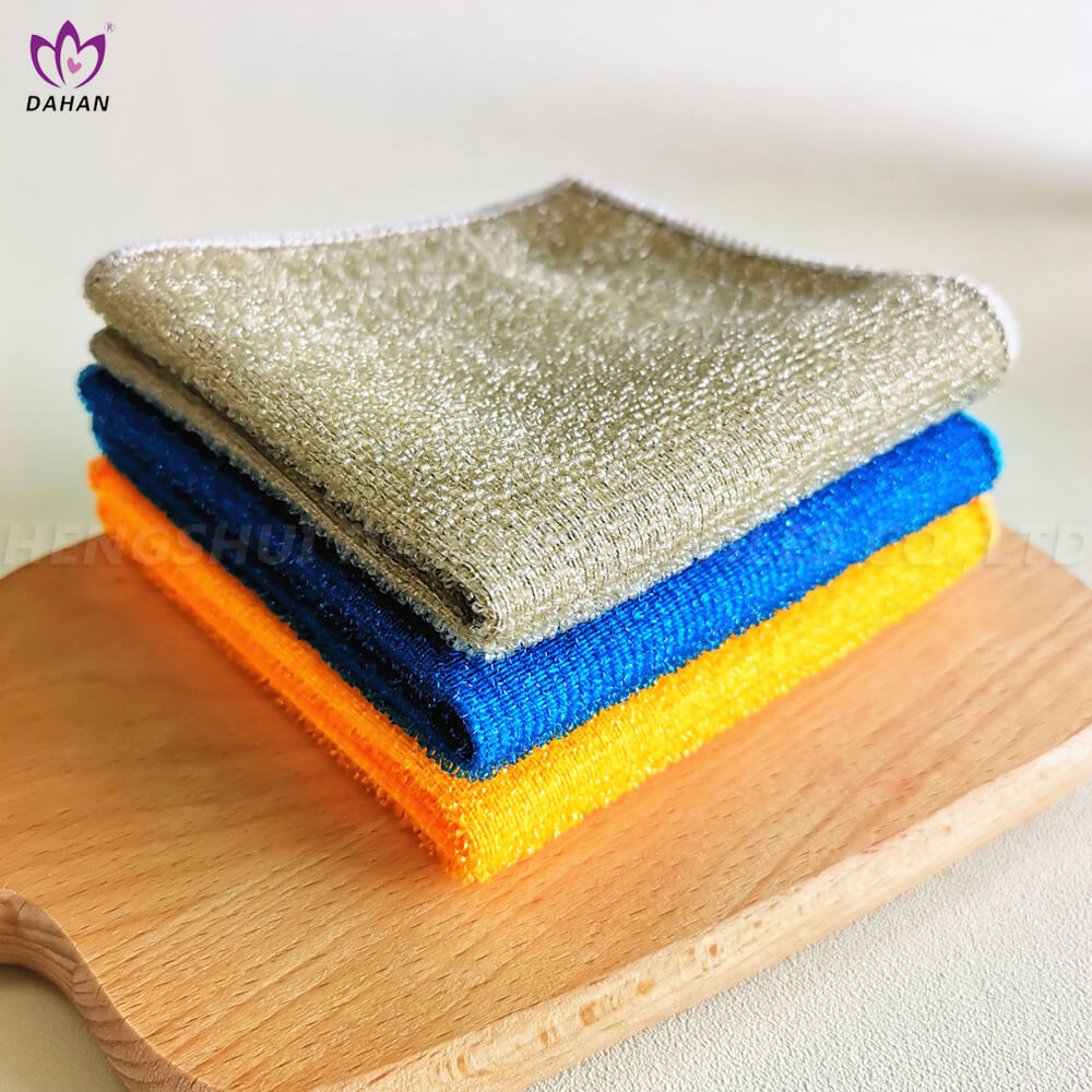 MC170 Polyester brocade jacquard rice granules+Filigree pearl towel.