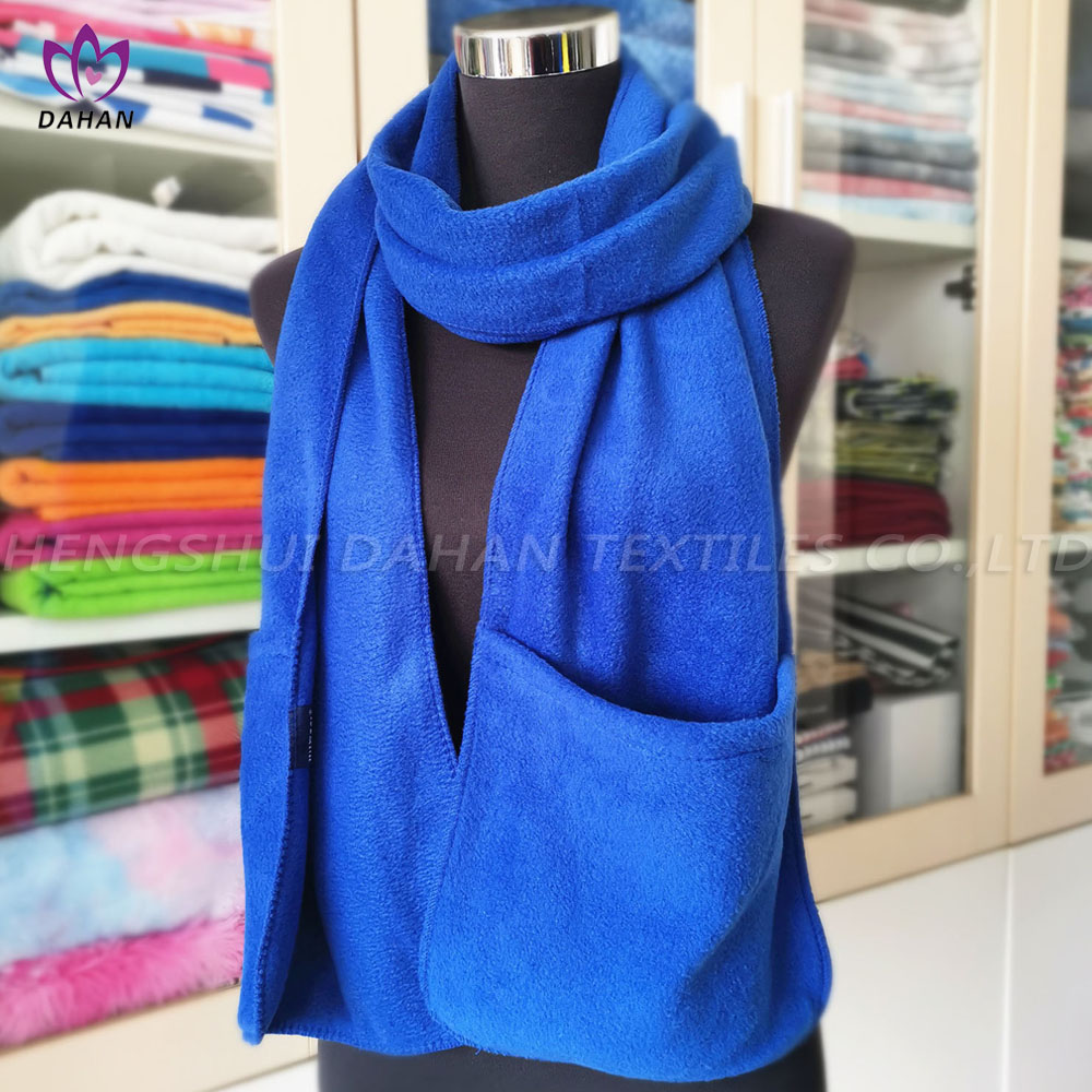 1019 Solid color microfiber sports scarf. 