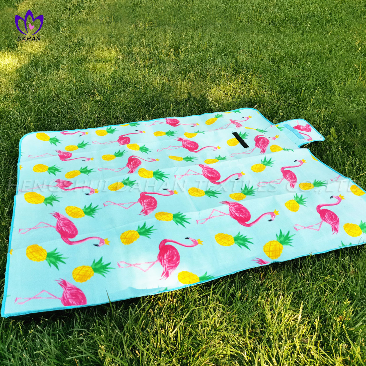 Blanket waterproof picnic mat with printing. PC21
